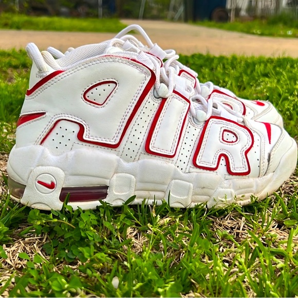 Kids shoe size4 red and white air bike shoes